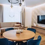 Orli Apartment *