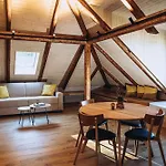 Orli Apartment